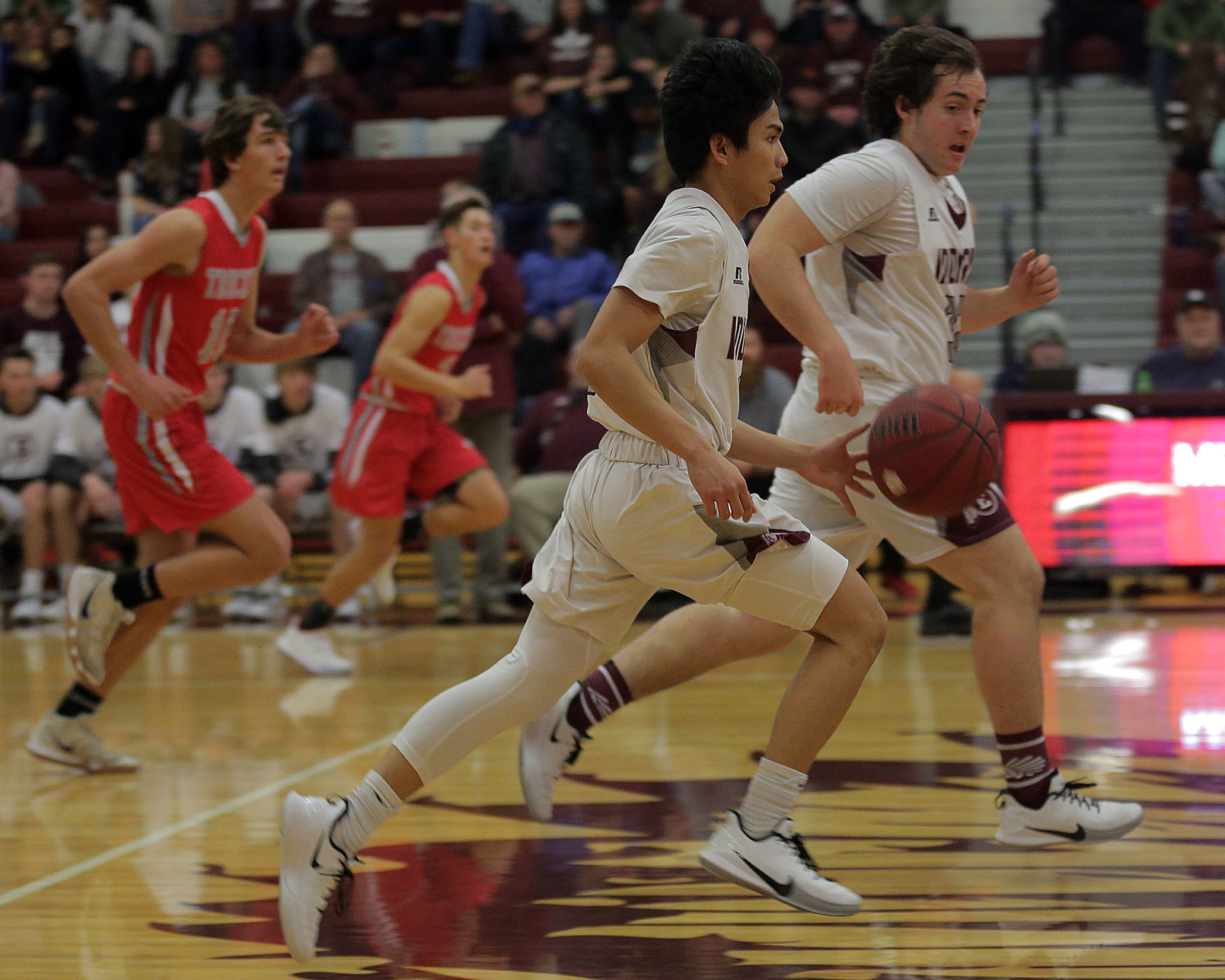 Truckee at Elko Boys Basketball (9).jpg